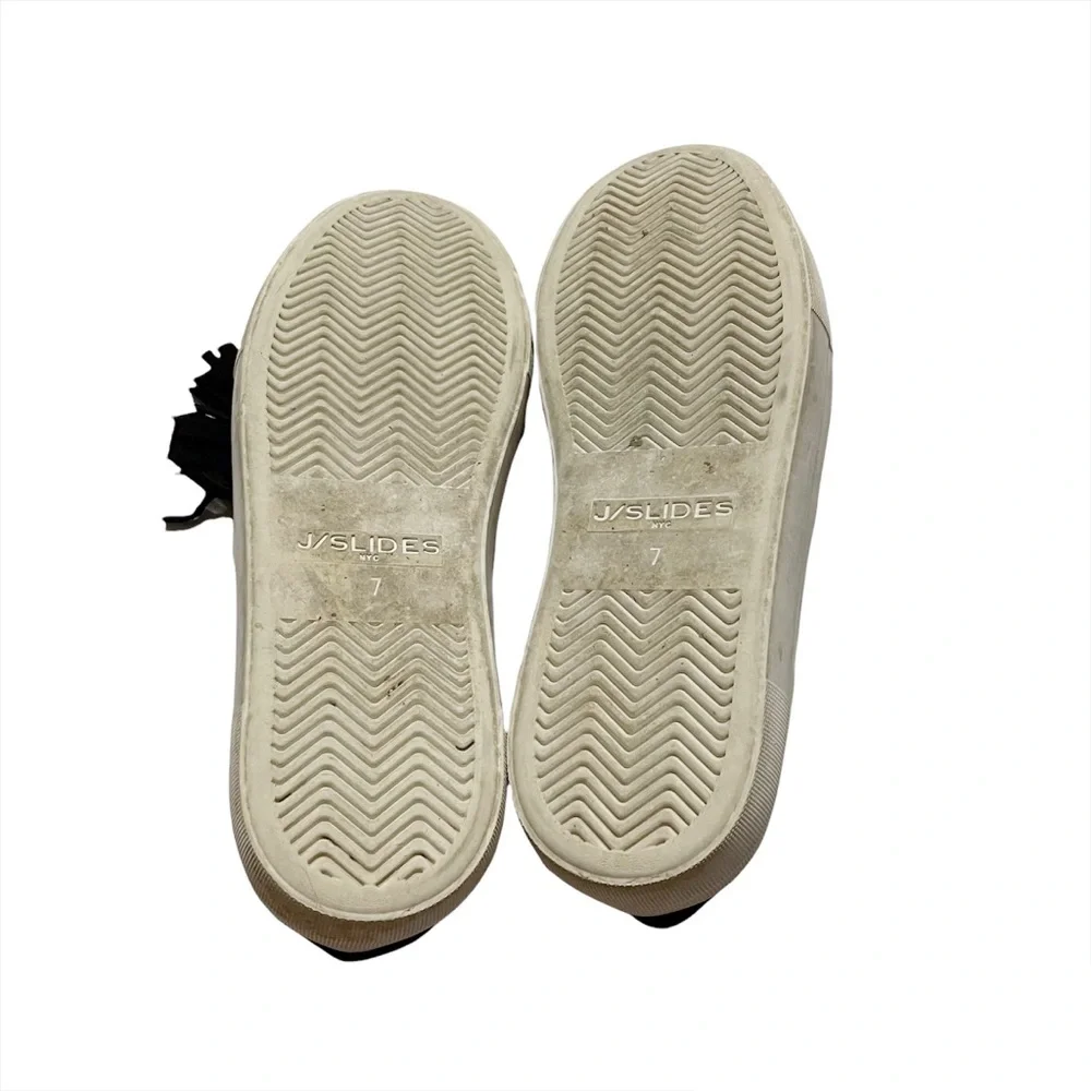 J/SLIDES Slip On Loafer Sneaker Shoes Microseude with Tassel Decoration Size 7